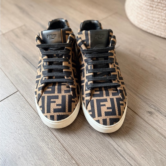 Fendi FF Logo Jacquard Low-Top Sneakers